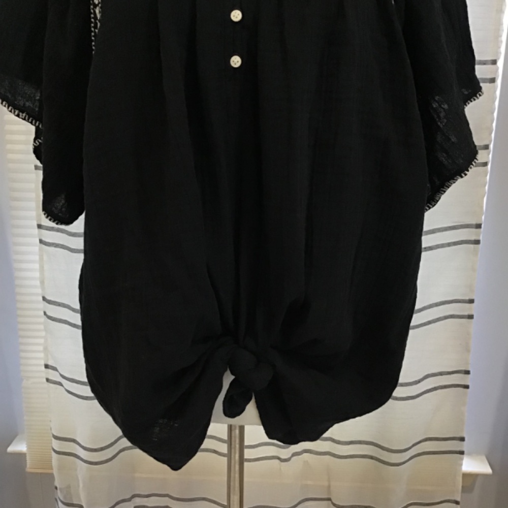 NWT Old Navy Women Size 3X Black Flutter Sleeve Embroidered Swing Blouse Boho - Picture 5 of 13
